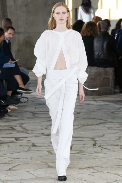 Look 36